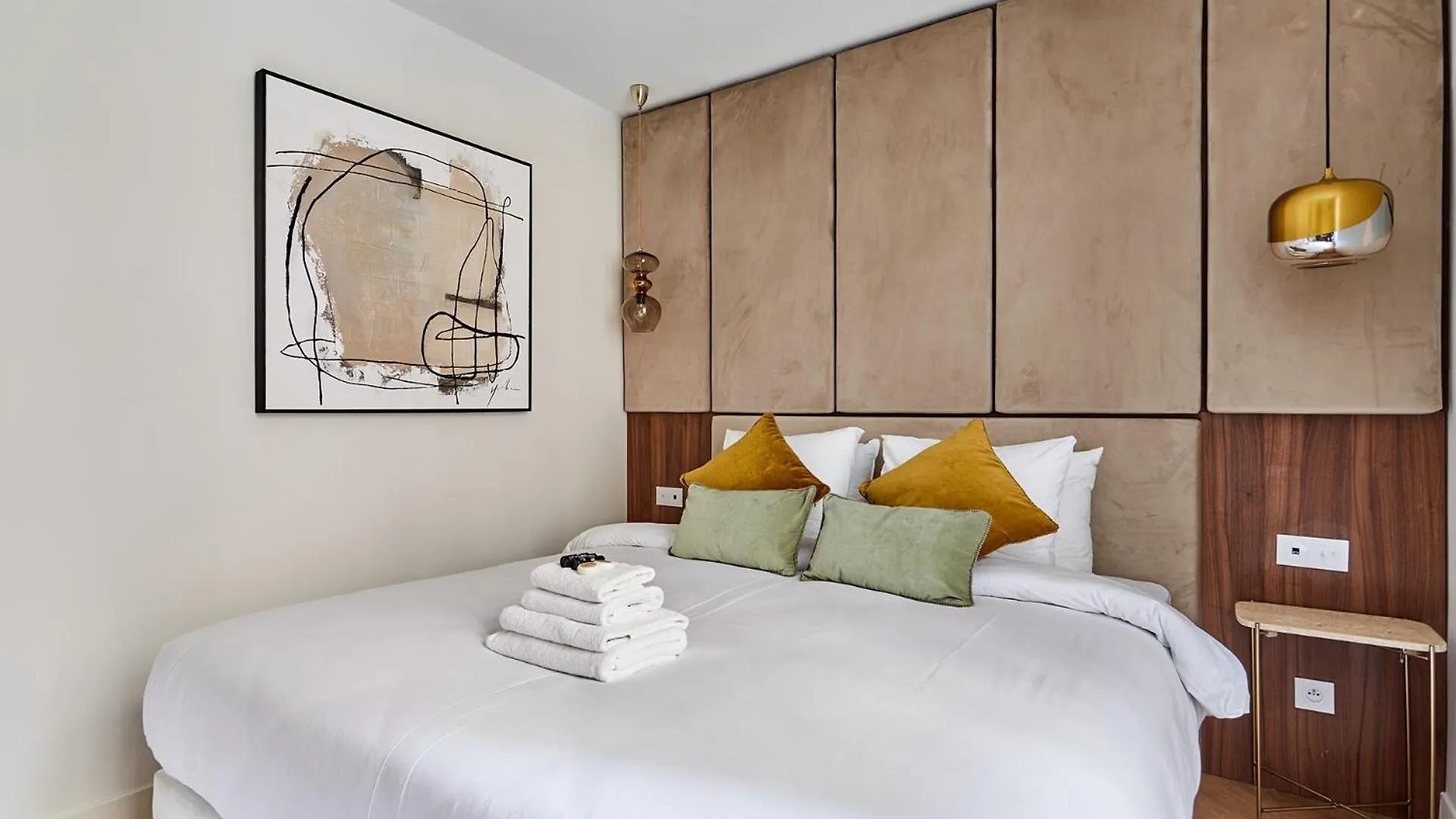 Residence 2 Apartments Center Of Paris By Studio Prestige
