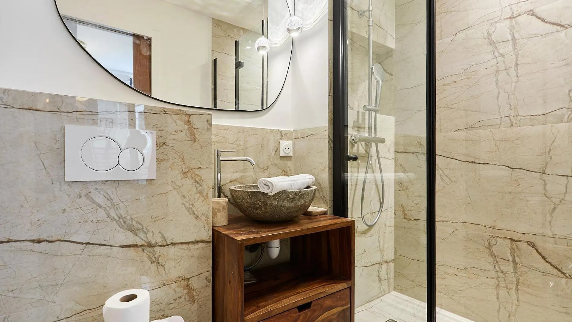 Residence 2 Apartments Center Of Paris By Studio Prestige
