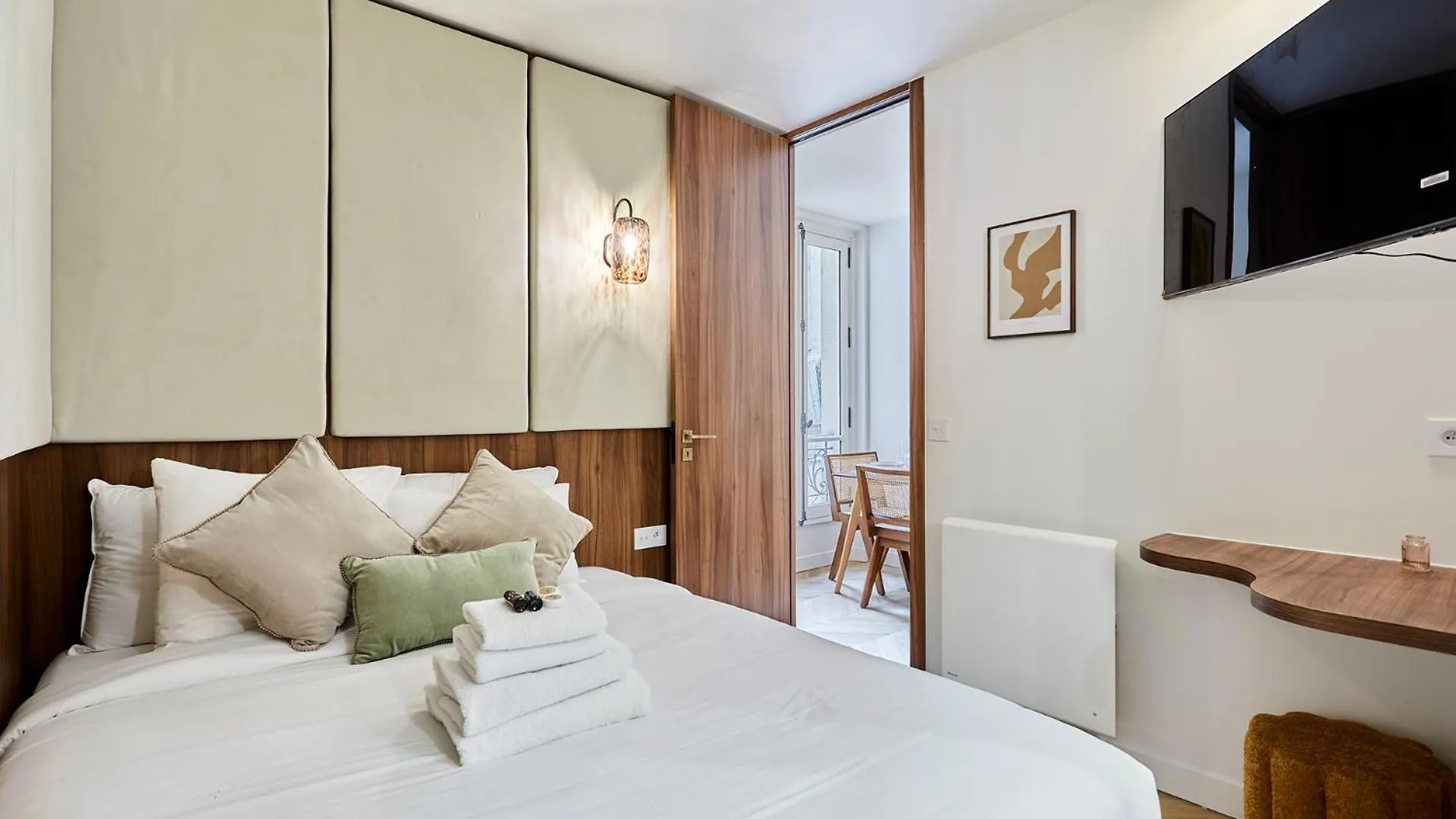 Residence 2 Apartments Center Of Paris By Studio Prestige
