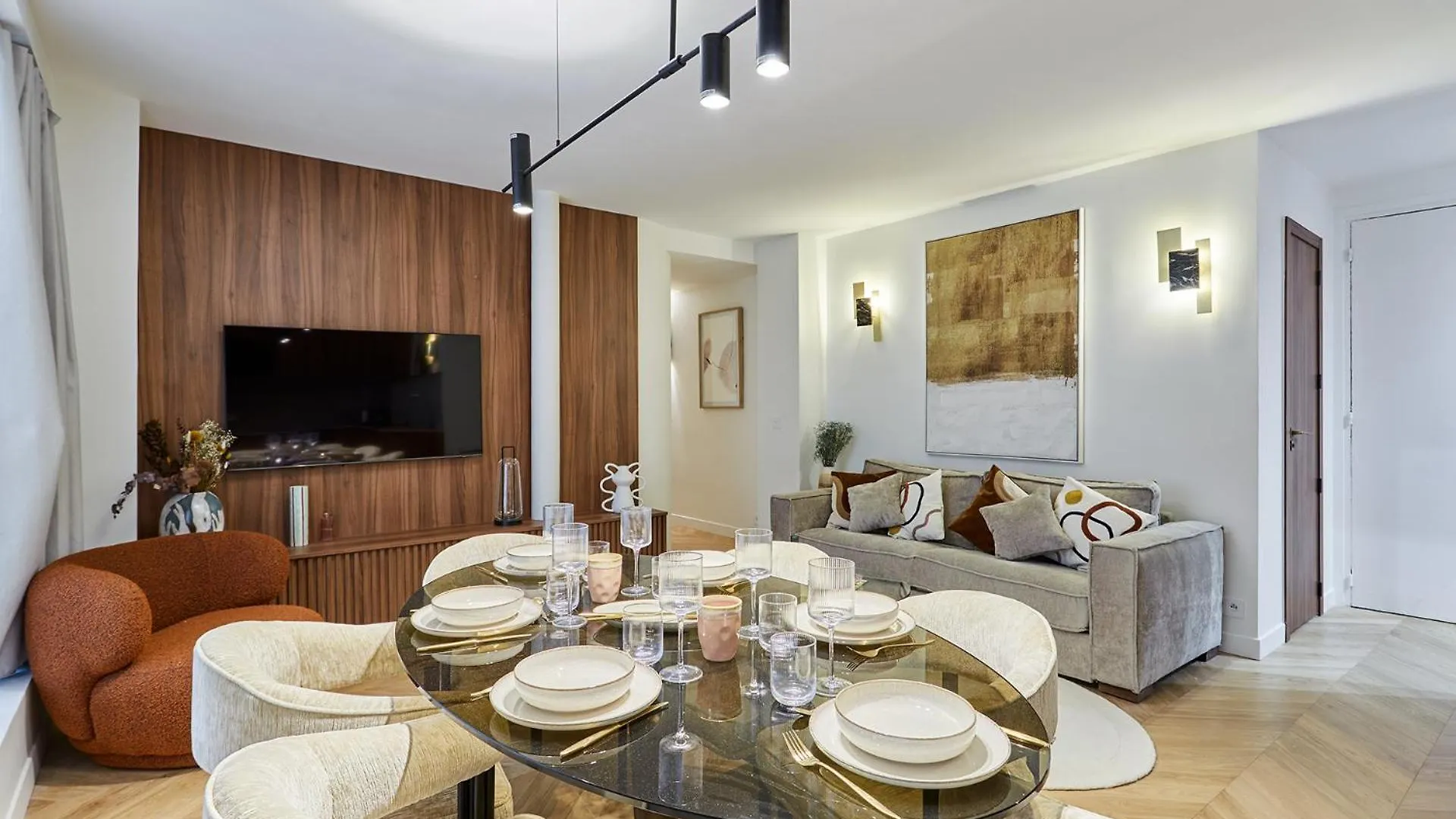 Residence 2 Apartments Center Of Paris By Studio Prestige