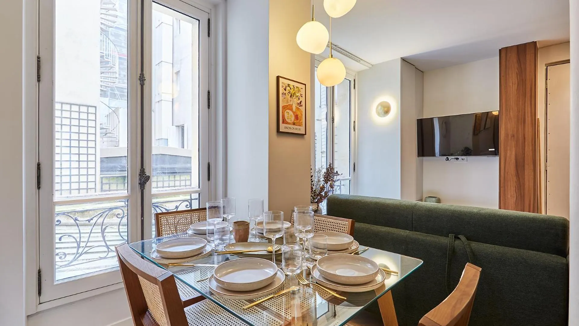 Residence 2 Apartments Center Of Paris By Studio Prestige
